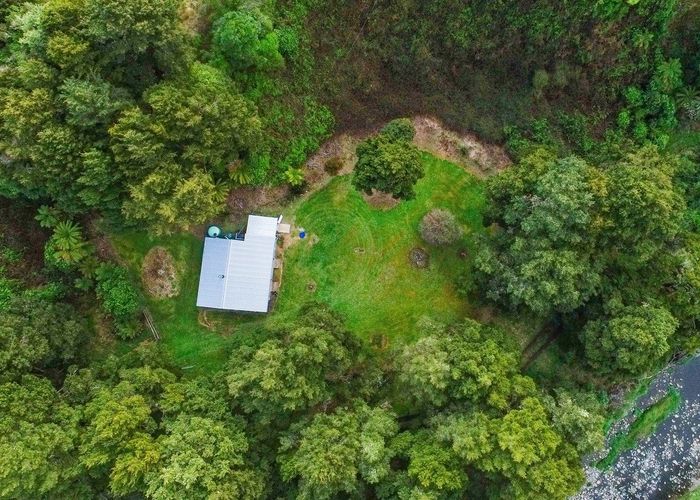  at 205 Te Rena Road, Kakahi