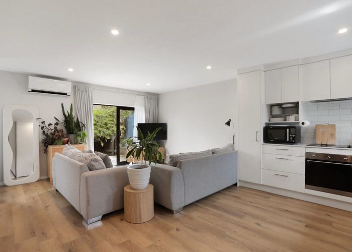  at Sunnyvale, Waitakere City, Auckland