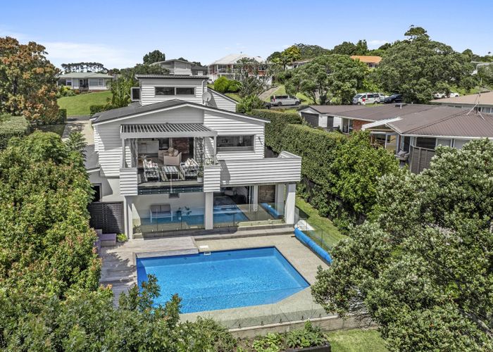  at 17 Mayfair Crescent, Mairangi Bay, North Shore City, Auckland