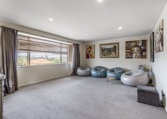  at 12 Joy Street, Albany Heights, Auckland