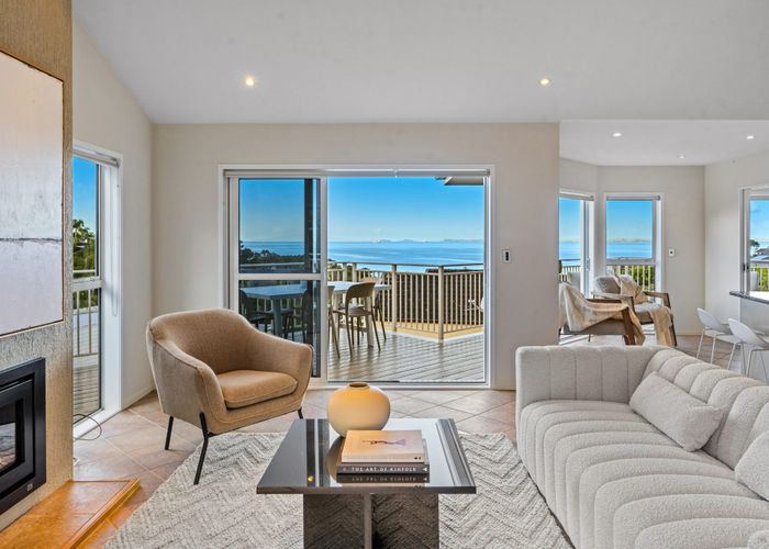  at 88 Churchill Road, Murrays Bay, Auckland