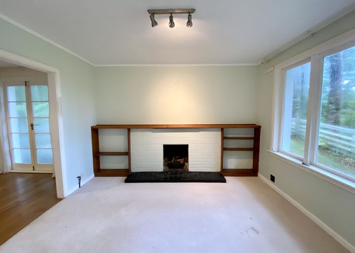  at 12 Manuka Road, Titirangi, Waitakere City, Auckland