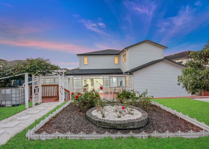  at 8 Milano Boulevard, Karaka, Franklin, Auckland