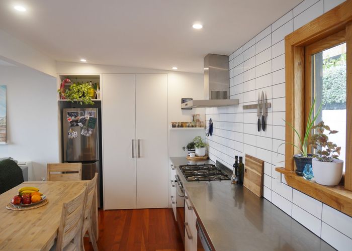  at 187 Mount Pleasant Rd, Mount Pleasant, Christchurch City, Canterbury