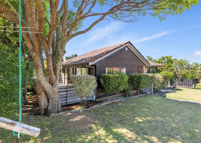  at 170 Norman Lesser Drive, Saint Johns, Auckland