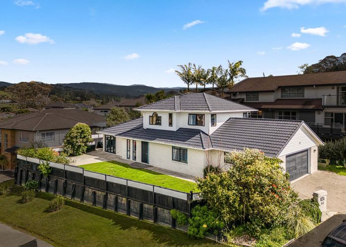  at 86 San Marino Drive West, Henderson, Waitakere City, Auckland