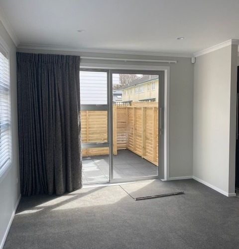  at 15 John Reynolds Square, Lower Hutt, Lower Hutt, Wellington