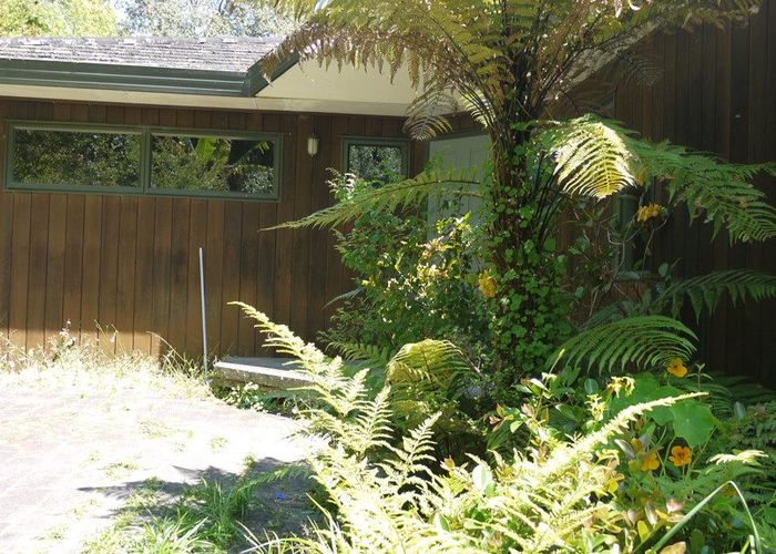  at 1008C East Coast Road, Fairview Heights, Auckland