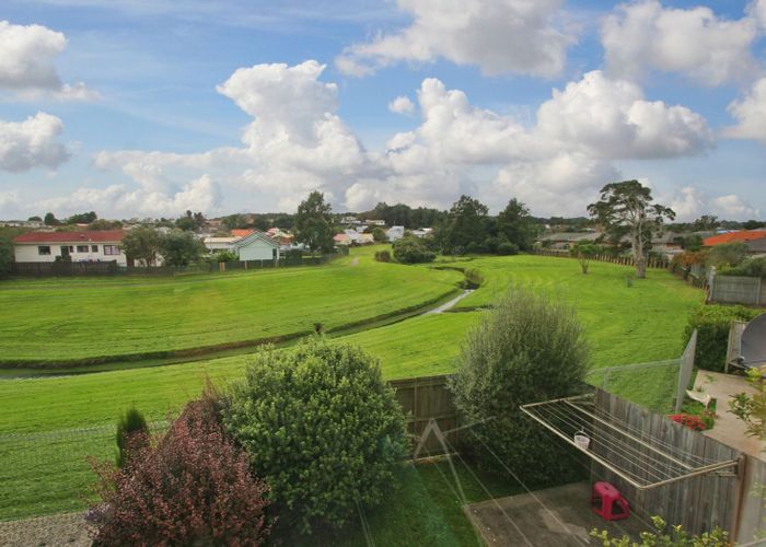 at 19/18 Alicante Avenue, Hill Park, Manukau City, Auckland