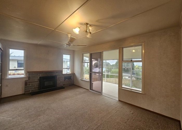  at 42 Princess Road, Bellevue, Tauranga, Bay Of Plenty