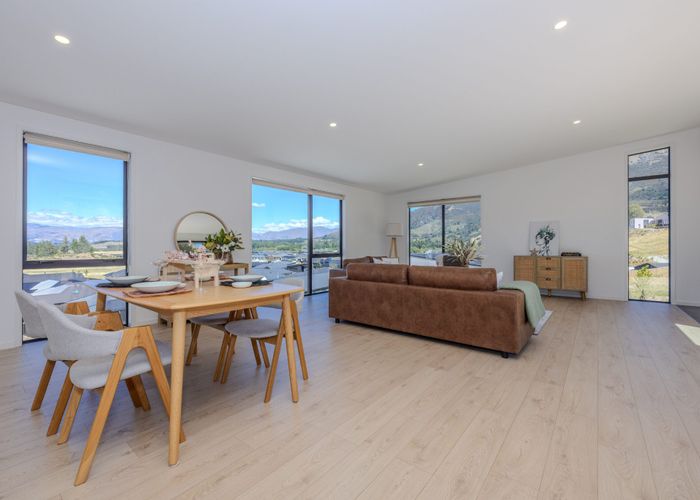  at 4 Waxeye Lane, Wanaka