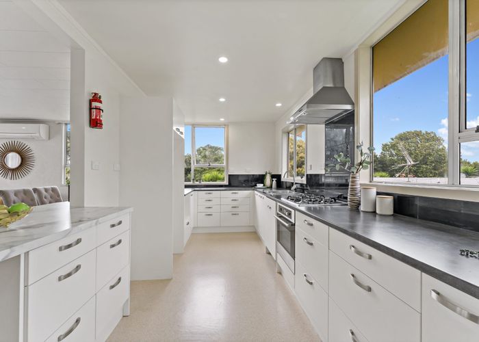  at 4 Chibnall Place, Conifer Grove, Papakura, Auckland