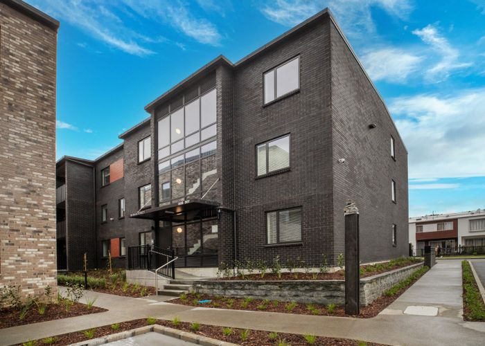  at 105/11 Hinaki Street, Point England, Auckland