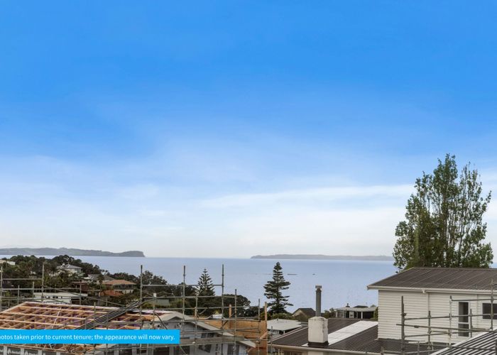  at 2/36 Beulah Avenue, Rothesay Bay, Auckland