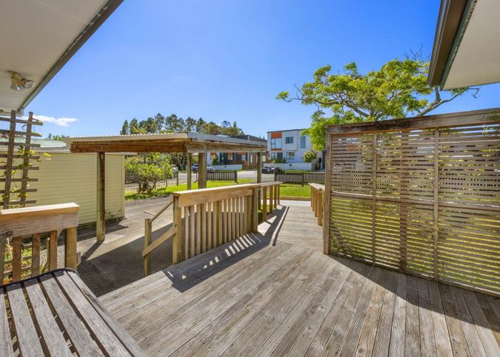  at 79 Oreil Avenue, West Harbour, Waitakere City, Auckland