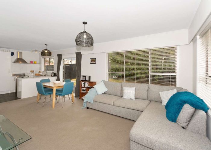  at 1/31 Hepburn Road, Glendene, Waitakere City, Auckland