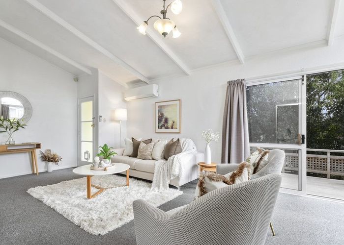  at 106 Lauderdale Road, Birkdale, North Shore City, Auckland