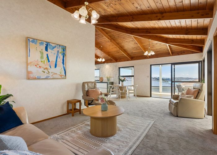  at 22B Rothesay Bay Road, Rothesay Bay, North Shore City, Auckland