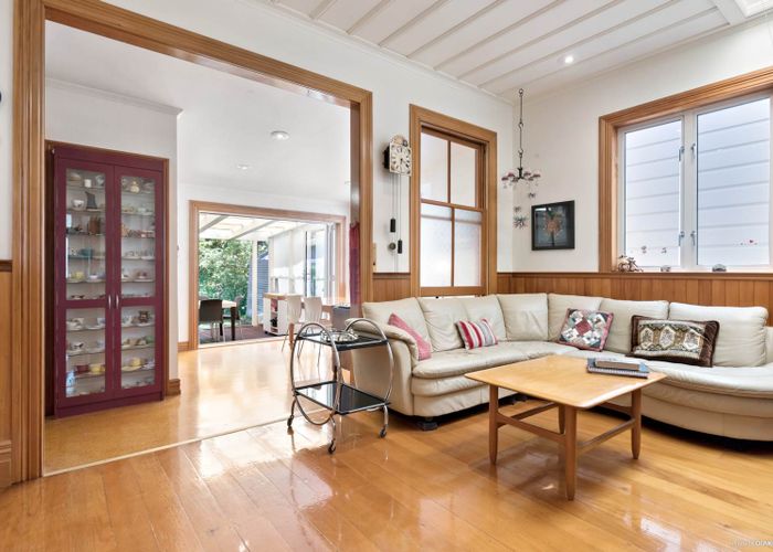  at 11 Anne Street, Devonport, Auckland