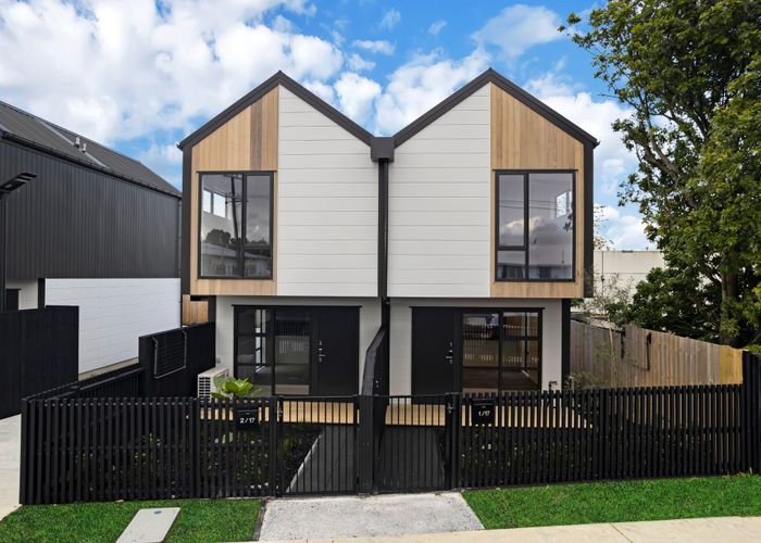  at 17 Norcross Avenue, Henderson, Waitakere City, Auckland