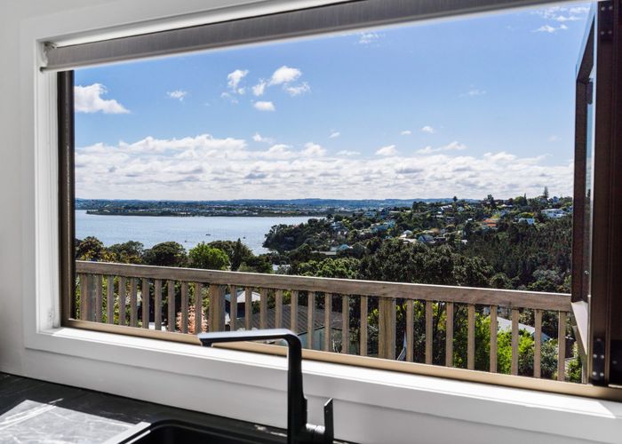  at 53 Island Bay Road, Beach Haven, North Shore City, Auckland