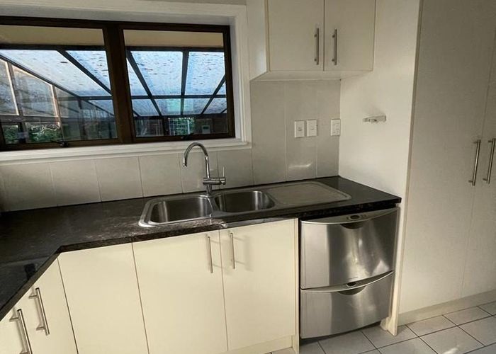  at 60 Hillsborough Road, Hillsborough, Auckland City, Auckland