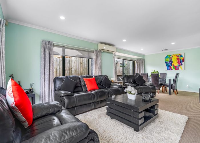  at 10 Isaac Place, East Tamaki Heights, Manukau City, Auckland