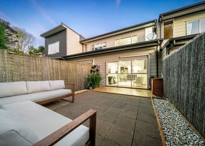  at 3/216 Manuka Road, Bayview, North Shore City, Auckland