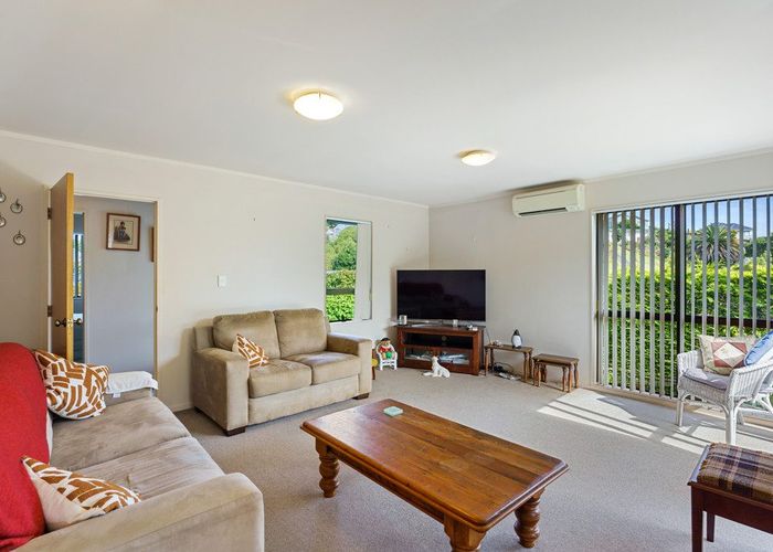  at 28 Weggery Drive, Waikanae Beach, Kapiti Coast, Wellington
