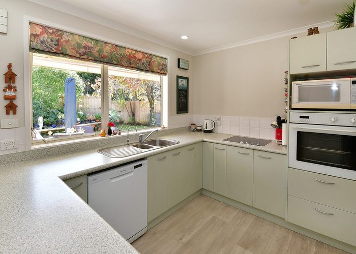  at 9 Robinia Place, Snells Beach, Snells Beach