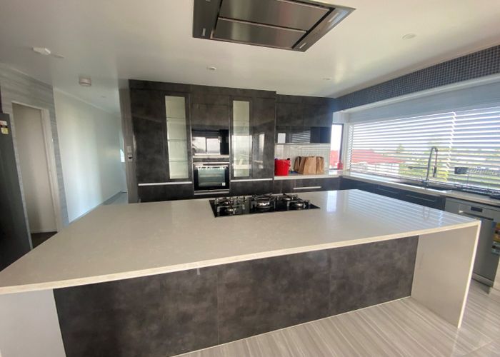  at 54 Redoubt Road, Goodwood Heights, Manukau City, Auckland