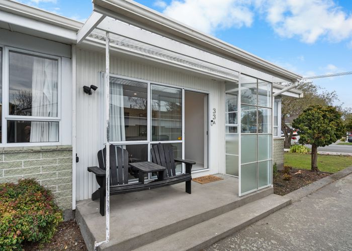  at 1/33 Prestons Road, Redwood, Christchurch City, Canterbury