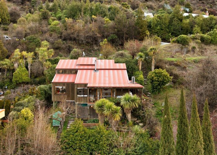  at 16 Moonlight Track, Arthurs Point, Queenstown