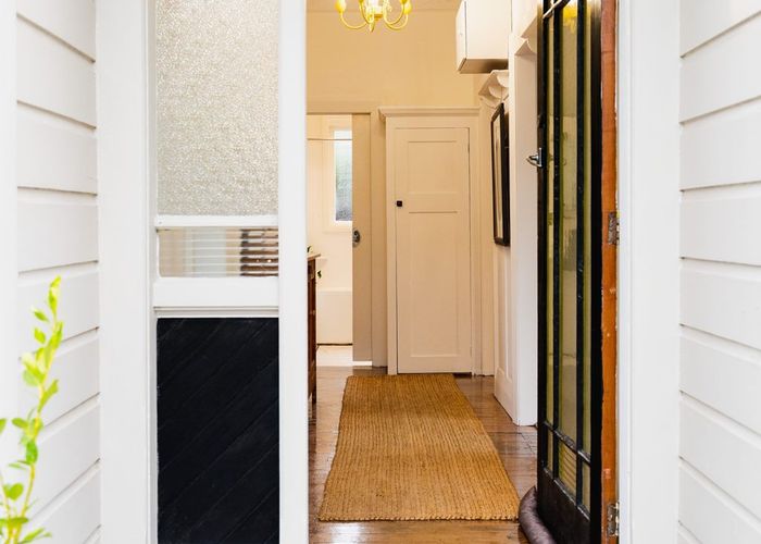  at 169 Surrey Street, Saint Clair, Dunedin