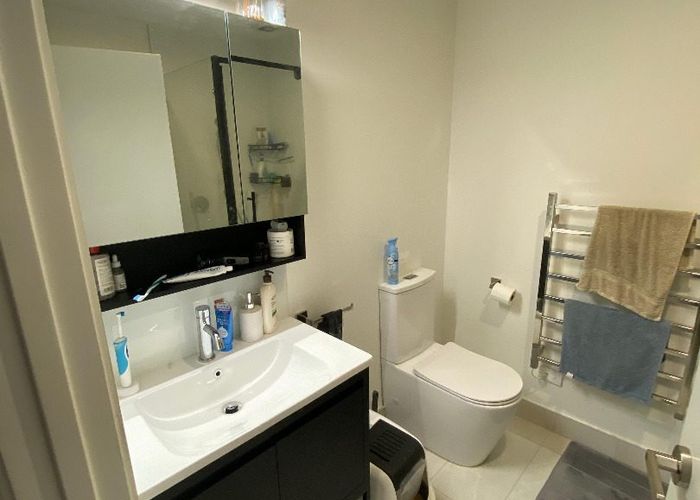  at 10 Rara Lane, Manukau, Manukau City, Auckland