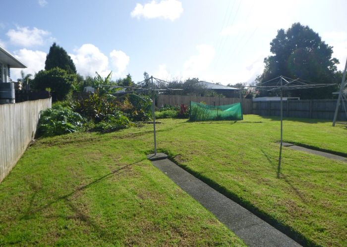  at 62b Tiroroa Avenue, Te Atatu South, Waitakere City, Auckland