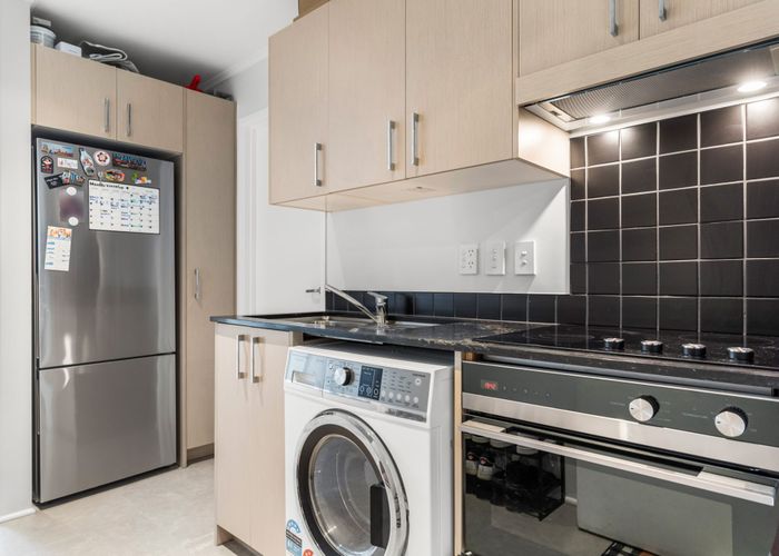  at 9D/30 Westward Ho, Glen Eden, Waitakere City, Auckland