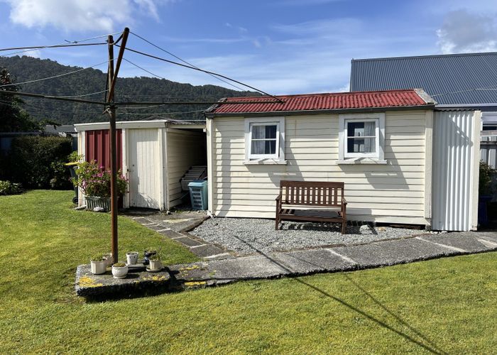  at 65 Ward Street, Cobden, Greymouth