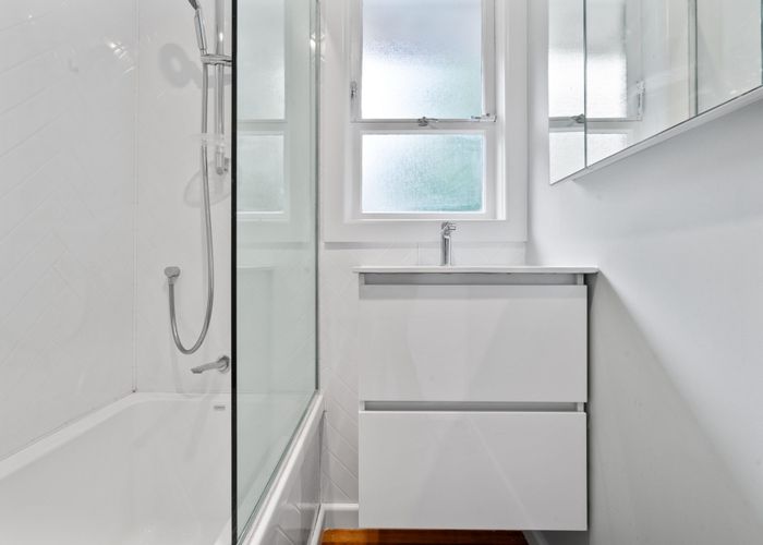  at 9B Meadow Street, Mount Wellington, Auckland