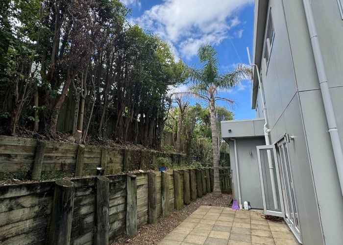  at 23 Comins Crescent, Mission Bay, Auckland