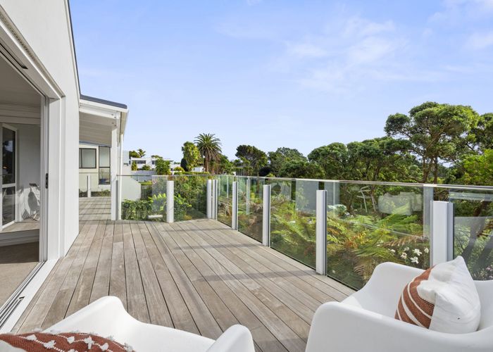  at 405 Devon Street East, Strandon, New Plymouth