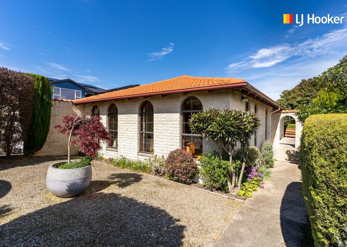  at 240 Larnach Road, Waverley, Dunedin