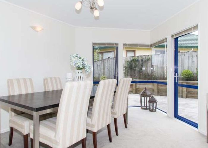  at 8 rimu rise, Albany, North Shore City, Auckland