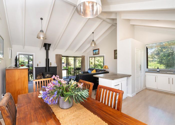  at 9 Redwood Place, Te Awanga, Hastings, Hawke's Bay