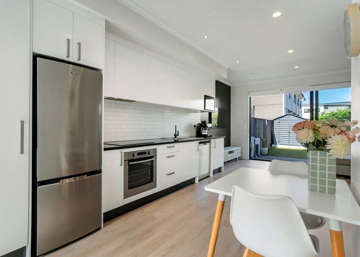  at 7 Harakeke Road, Hobsonville, Waitakere City, Auckland