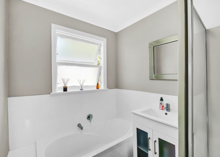  at 2 Bowen Street, Levin, Levin