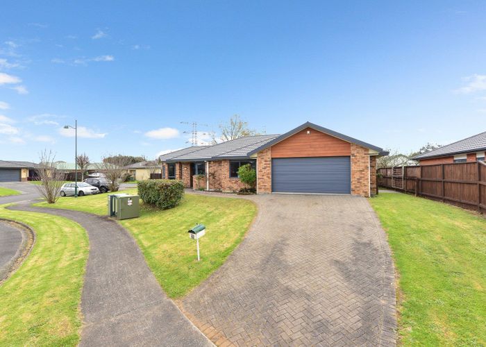  at 23 Nottingham Drive, Hamilton East, Hamilton