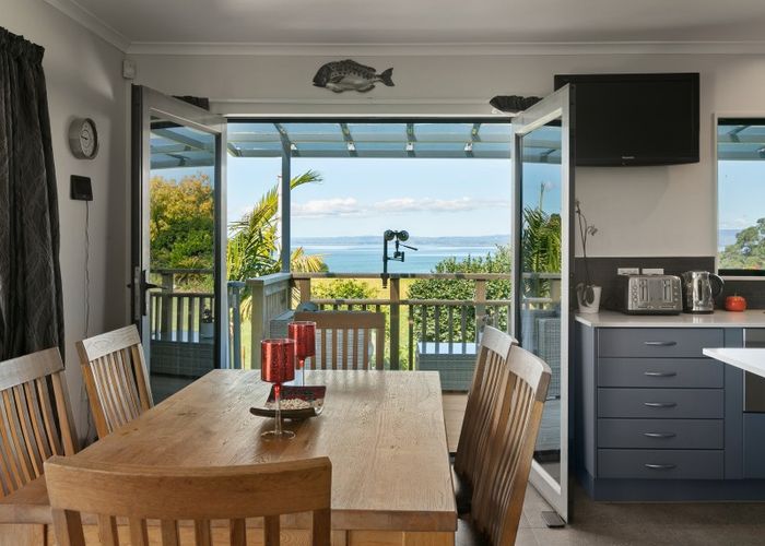  at 3 Esplanade Road, Tahawai, Katikati