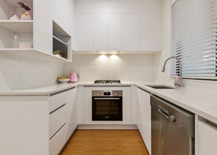 at 4C Whakatupu Road, Flat Bush, Manukau City, Auckland