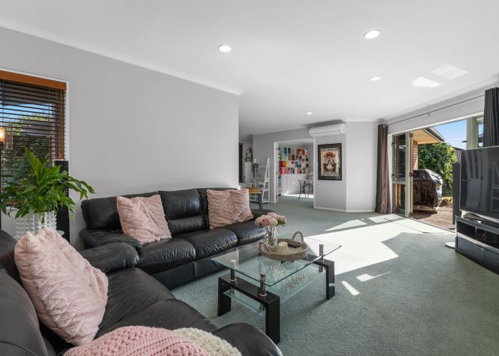  at 8 Elmbridge Place, Owhata, Rotorua, Bay Of Plenty